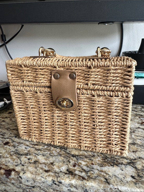 Handbags - Stylish Tan Wicker Woven Bag